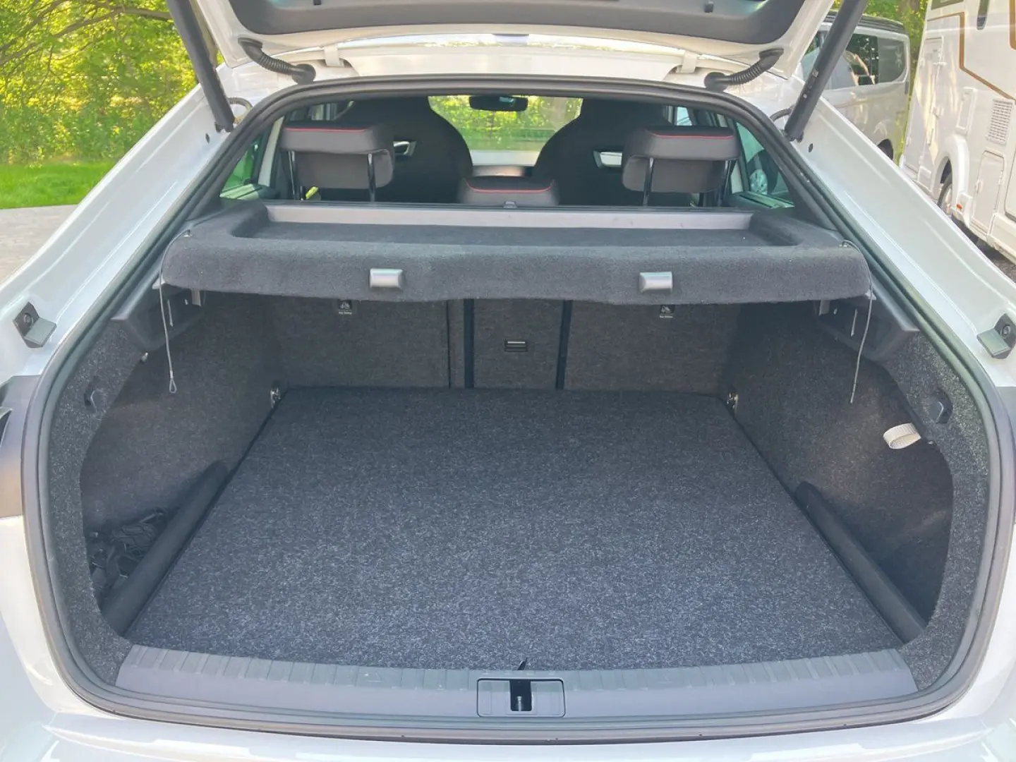Skoda OCTAVIA RS 1.4 TSI iV LED SHZ KAMERA DAB NAVI