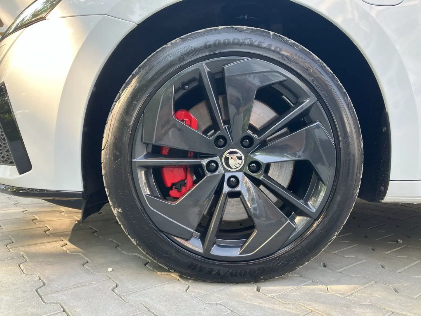 Skoda OCTAVIA RS 1.4 TSI iV LED SHZ KAMERA DAB NAVI