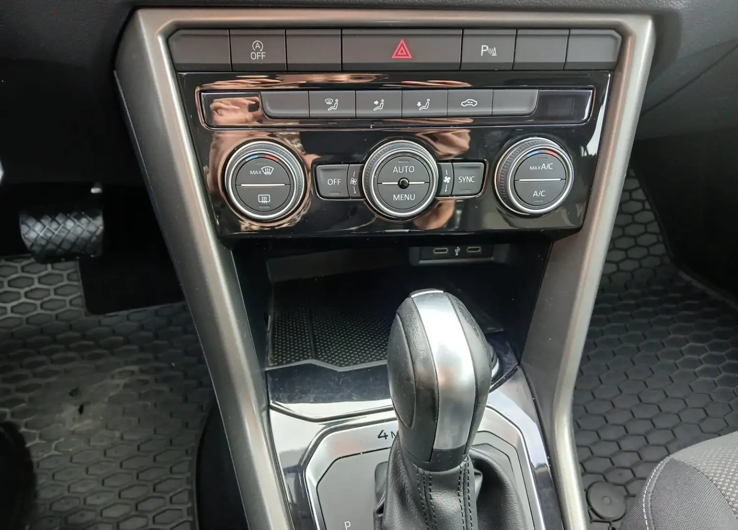 Volkswagen T-ROC 2.0 TDI 4Mot DSG Style