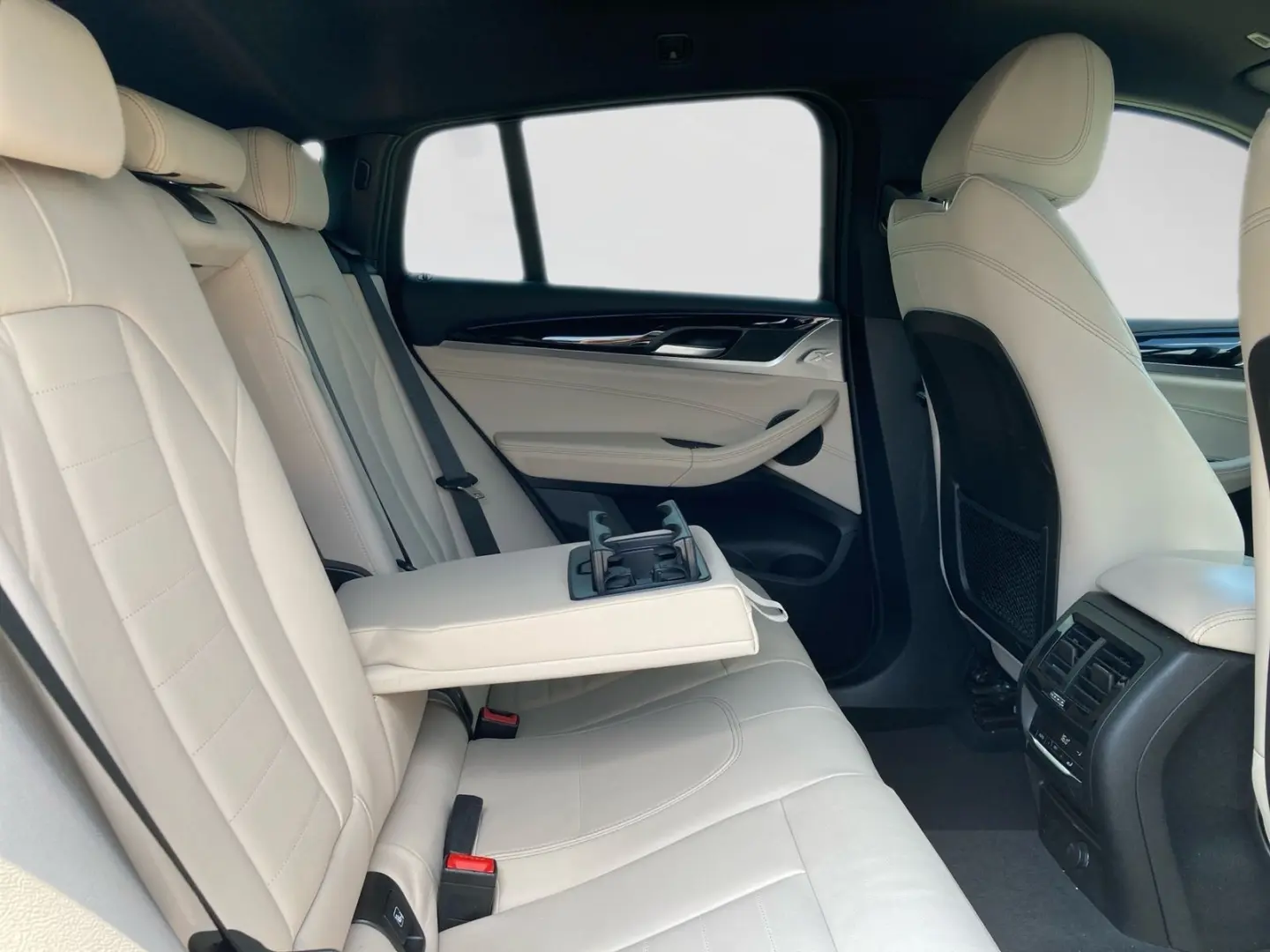 X4 xDrive 30d M Sport DriveA .HuD.AHK.SHZG.PDC.L