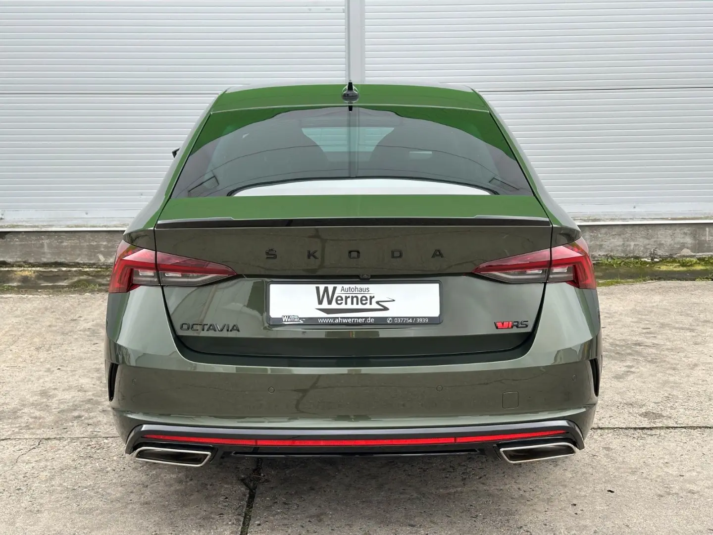 Skoda Octavia RS 245PS  DSG Head-Up KAMERA DCC LM19