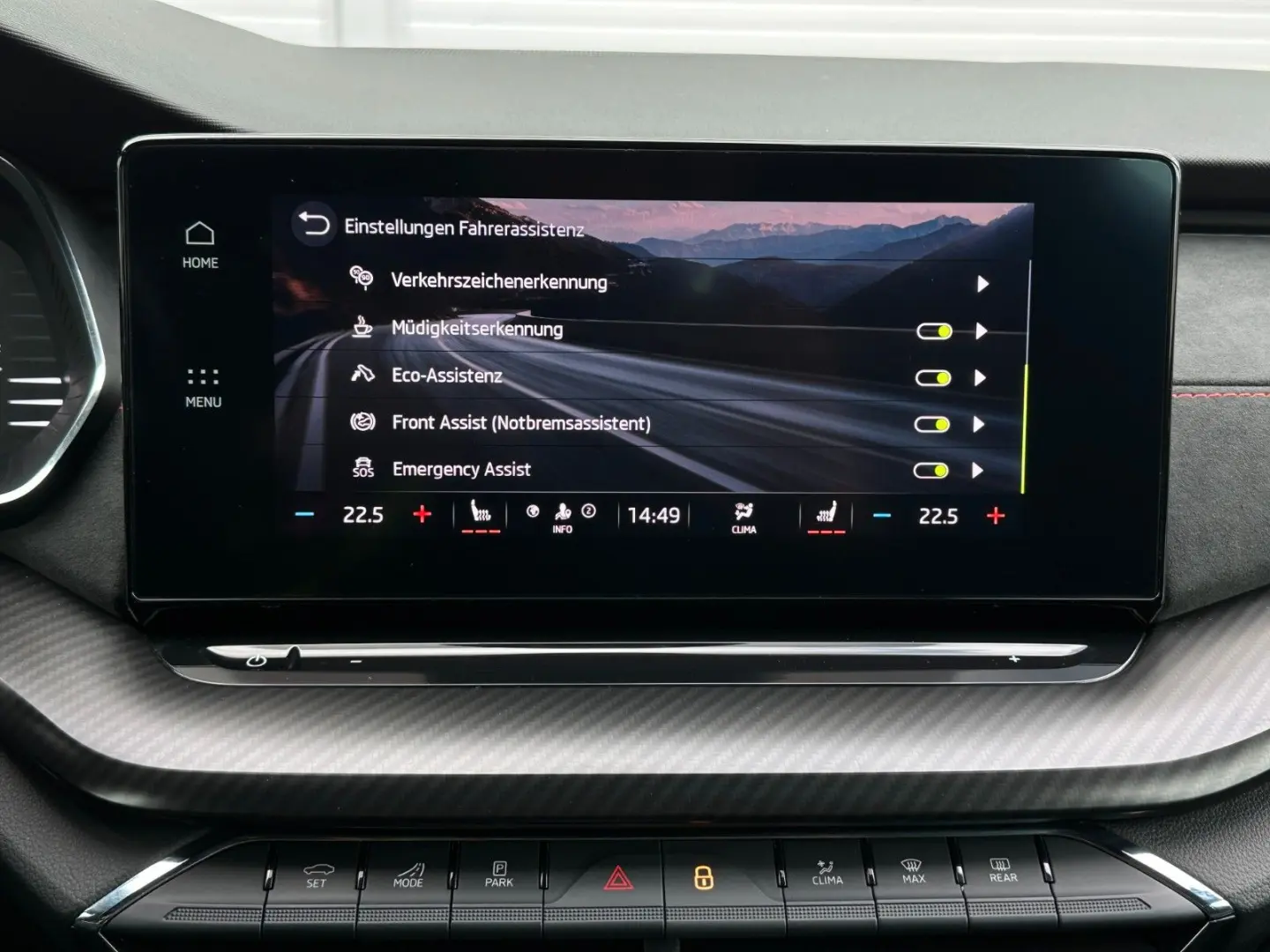 Skoda Octavia RS 245PS  DSG Head-Up KAMERA DCC LM19