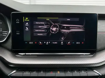 Skoda Octavia RS 245PS  DSG Head-Up KAMERA DCC LM19