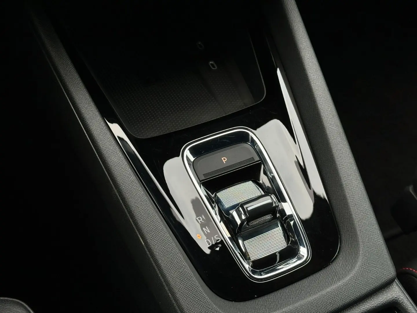 Skoda Octavia RS 245PS  DSG Head-Up KAMERA DCC LM19