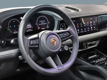 Porsche Cayenne Pano;BOSE;ACC;Luft;14-Wege Sitze