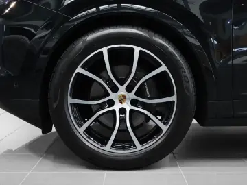 Porsche Cayenne Pano;BOSE;ACC;Luft;14-Wege Sitze