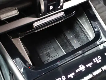 Porsche Cayenne Pano;BOSE;ACC;Luft;14-Wege Sitze