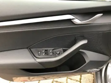 Skoda Octavia Lim. Selection Navi SmartLink Kamera