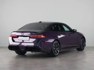 M5 Sedan