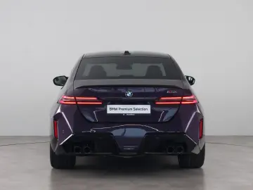 M5 Sedan