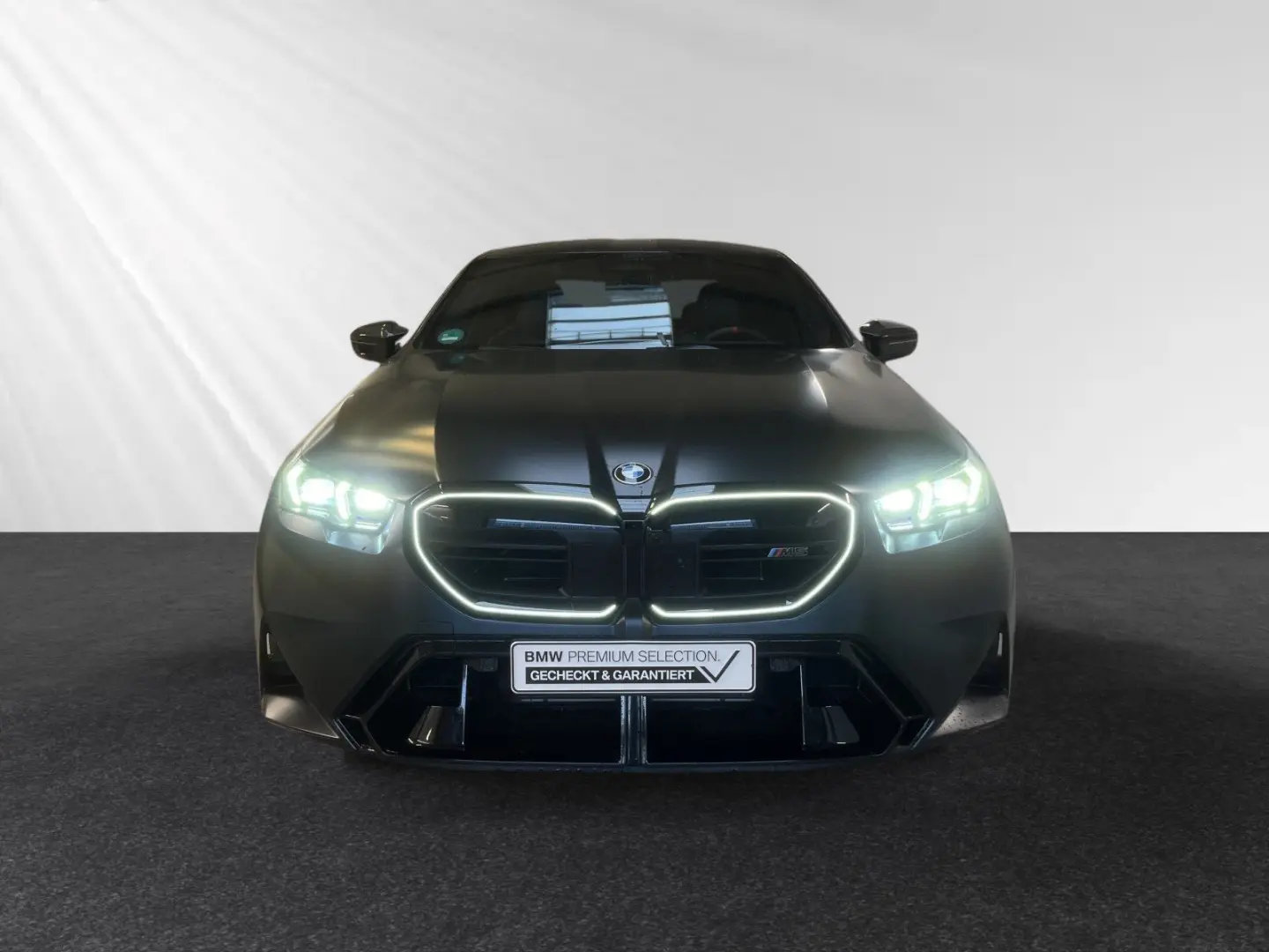 M5 Limousine *Frozen Black*|MDriver'sPack.|B&W