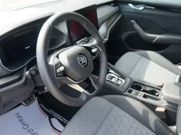 Skoda Octavia Limo 1.5 TSI  Sportline ACC Kamera