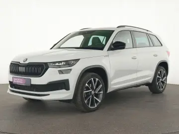 Kodiaq Sportline Pano Nav CarPlay PDC SHZ Kamera