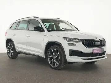 Kodiaq Sportline Pano Nav CarPlay PDC SHZ Kamera