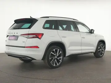 Kodiaq Sportline Pano Nav CarPlay PDC SHZ Kamera