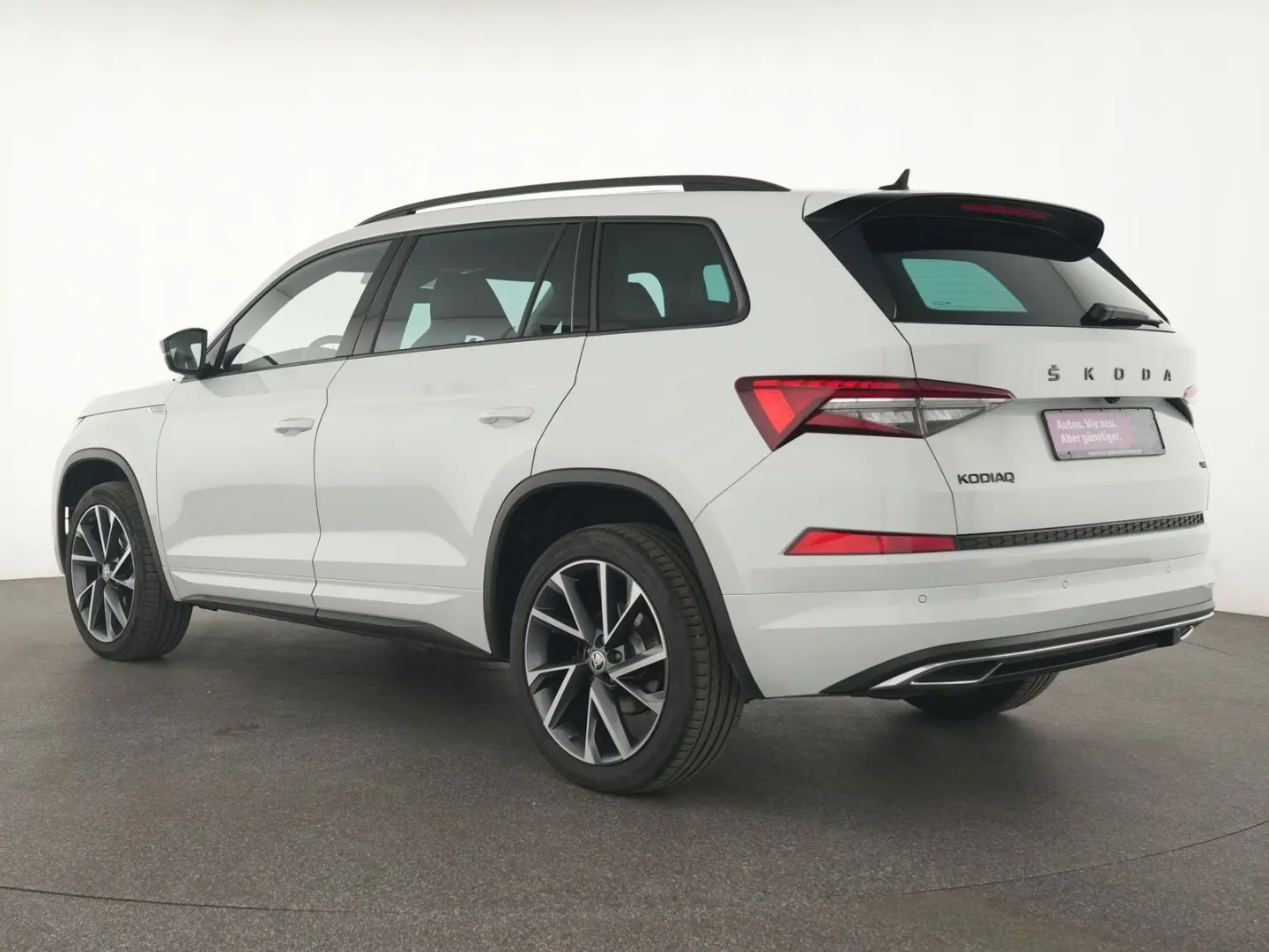 Kodiaq Sportline Pano Nav CarPlay PDC SHZ Kamera
