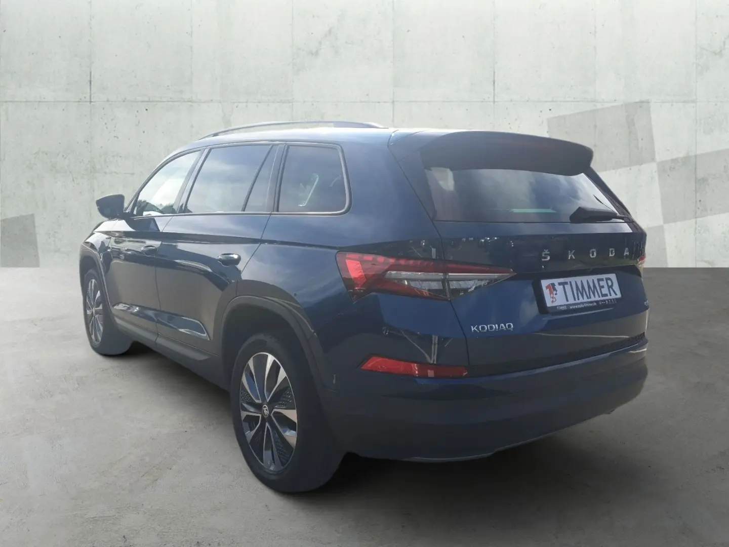Kodiaq 2.0 TDI DSG 4x4 TOUR  PANO  360   MATRIX