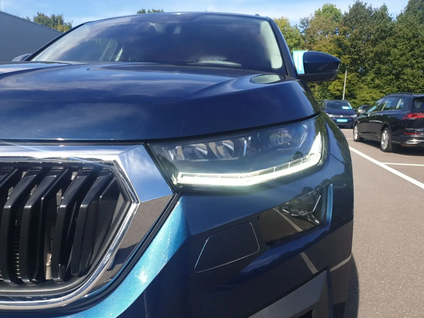 Kodiaq 2.0 TDI DSG 4x4 TOUR  PANO  360   MATRIX