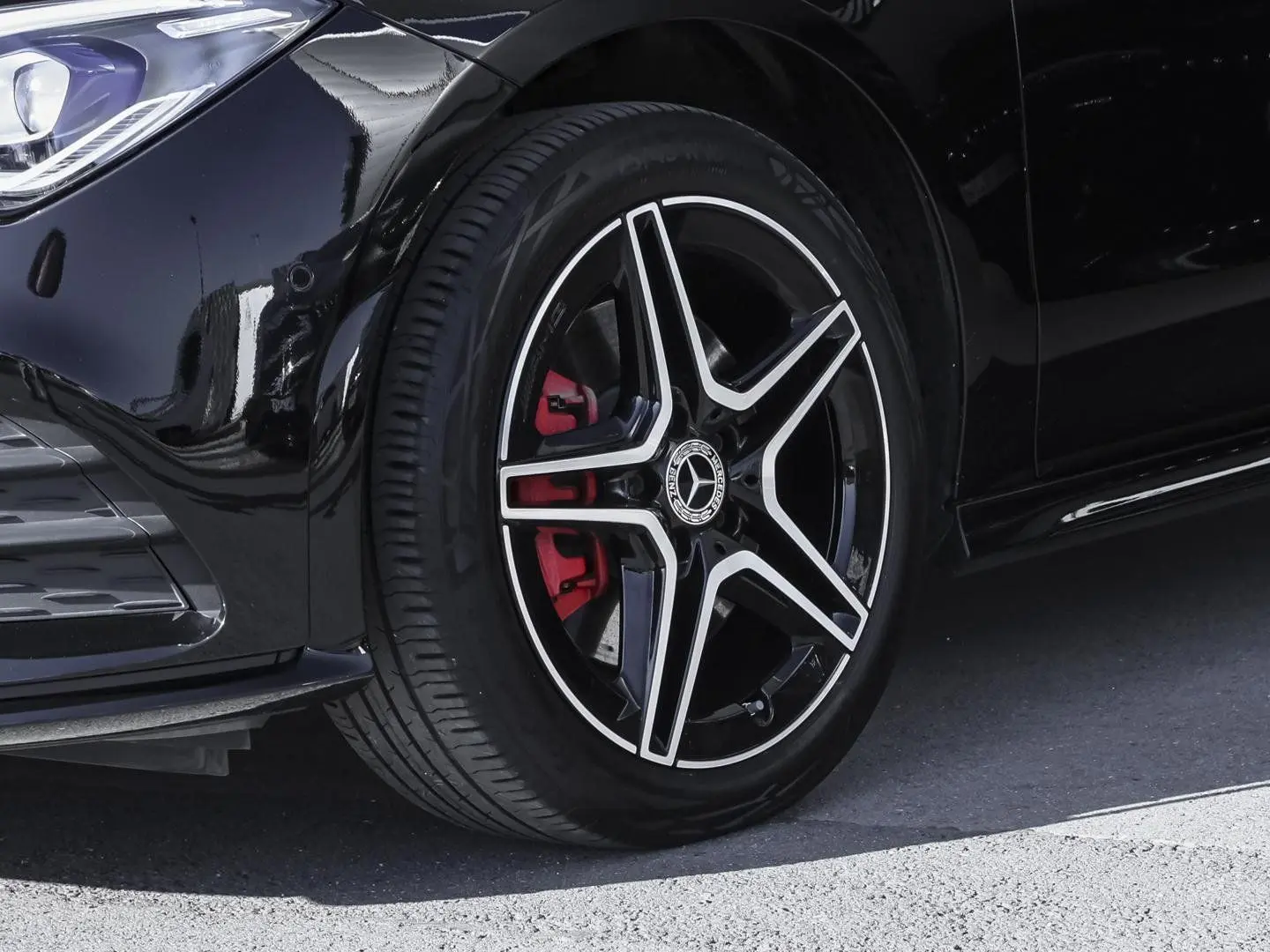 CLA 250 e AMG Night Panorama Sitzheizung LED