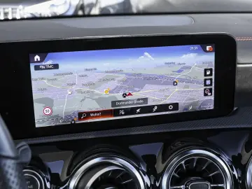 CLA 250 e AMG Night Panorama Sitzheizung LED