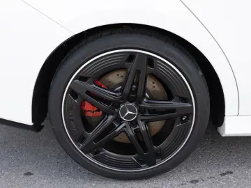 CLA 35 AMG 4M Coupé Premium/Aero/MLB/Pano/Night