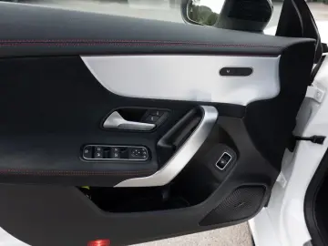 CLA 35 AMG 4M Coupé Premium/Aero/MLB/Pano/Night