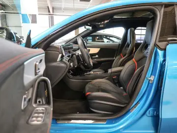 CLA 35 AMG 4M Coupé Premium+ Aero Performance Di