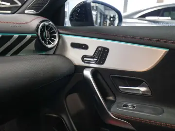 CLA 35 AMG 4M Coupé Premium+ Aero Performance Di