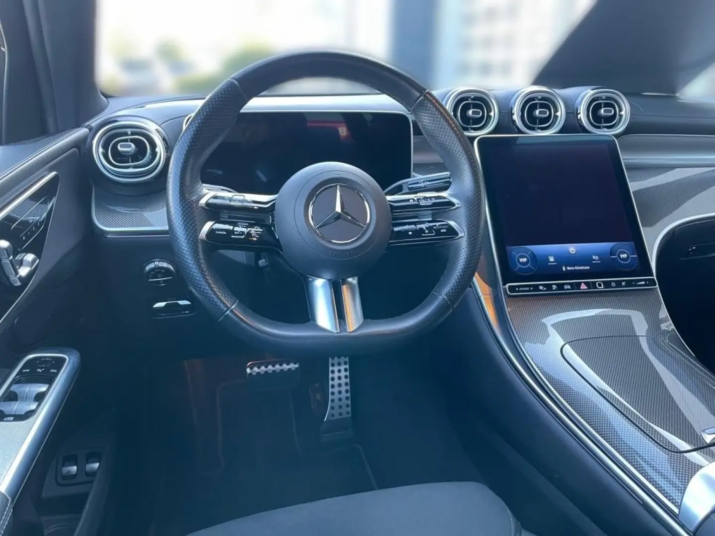 GLC 300 e 4M AMG*AHK*360°KAMERA*DISTR*DIGI-LIGHT