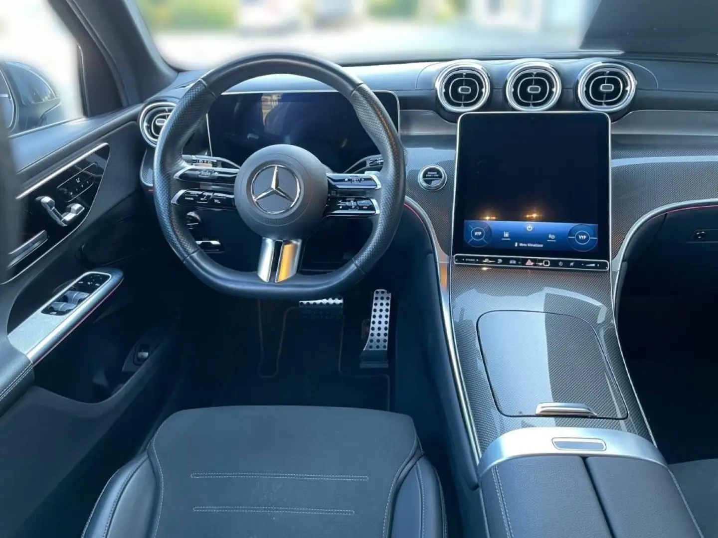 GLC 300 e 4M AMG*AHK*360°KAMERA*DISTR*DIGI-LIGHT