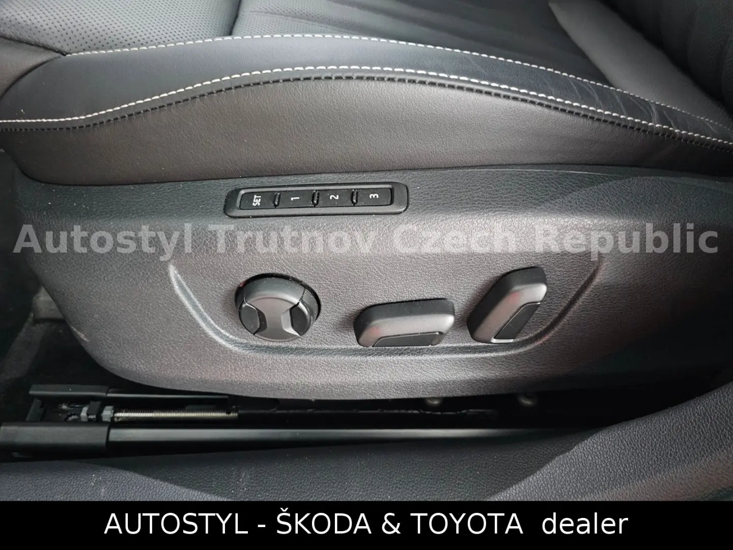 Skoda  2.0TSI 206kW 4x4 DSG L&K NAVI