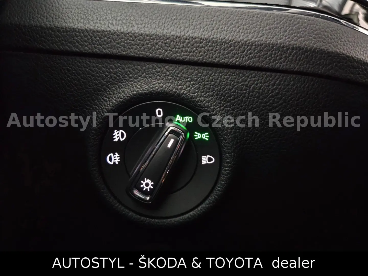 Skoda  2.0TSI 206kW 4x4 DSG L&K NAVI