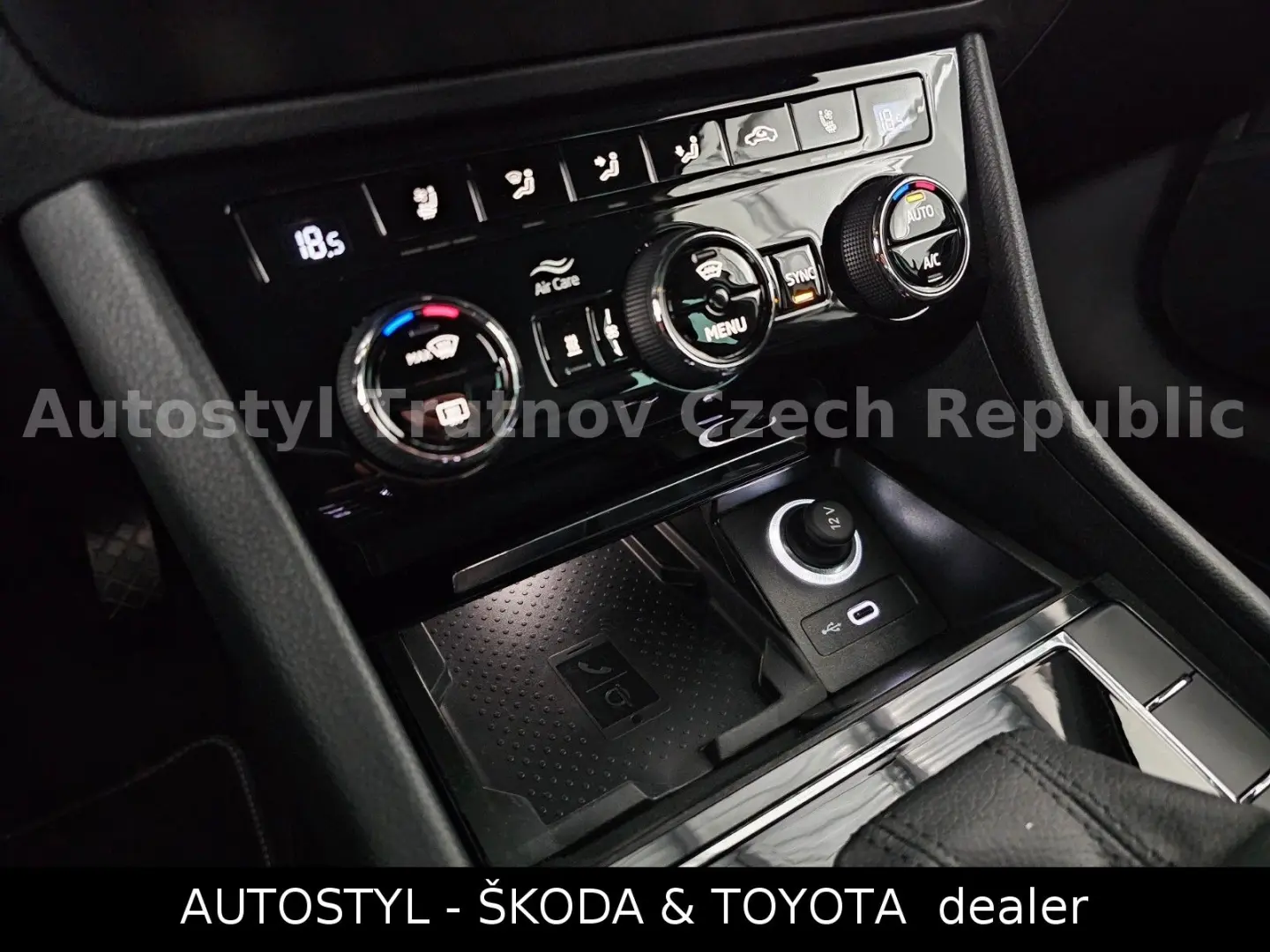 Skoda  2.0TSI 206kW 4x4 DSG L&K NAVI