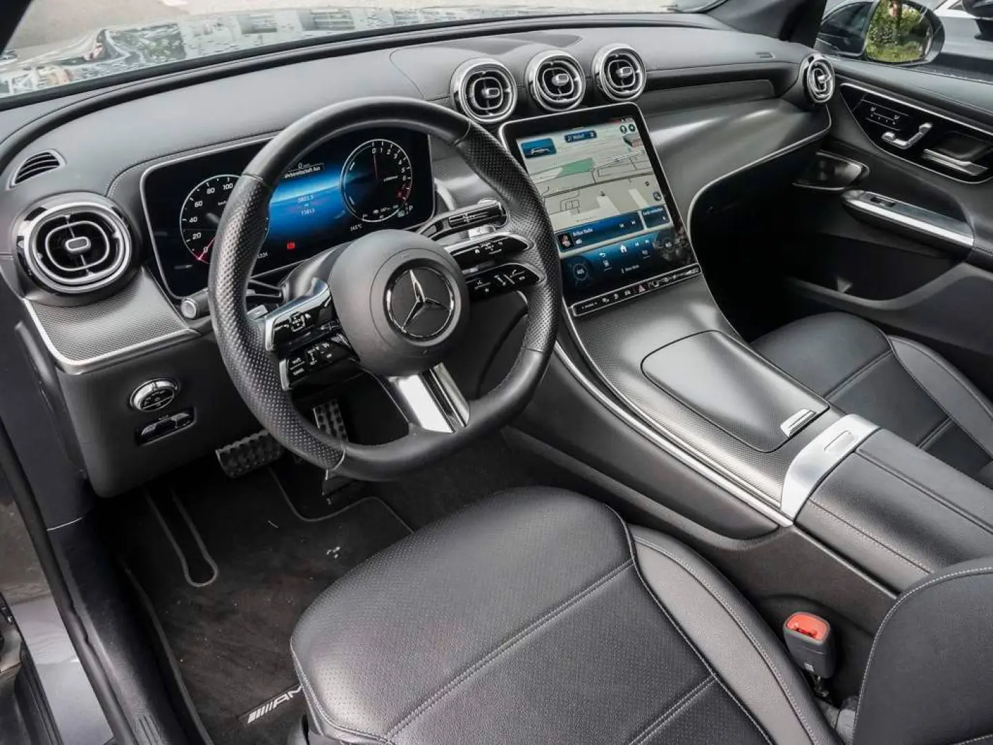 GLC 300 e 4M AMG-L/Massage/Ventilation/360/Burmester/Keyless