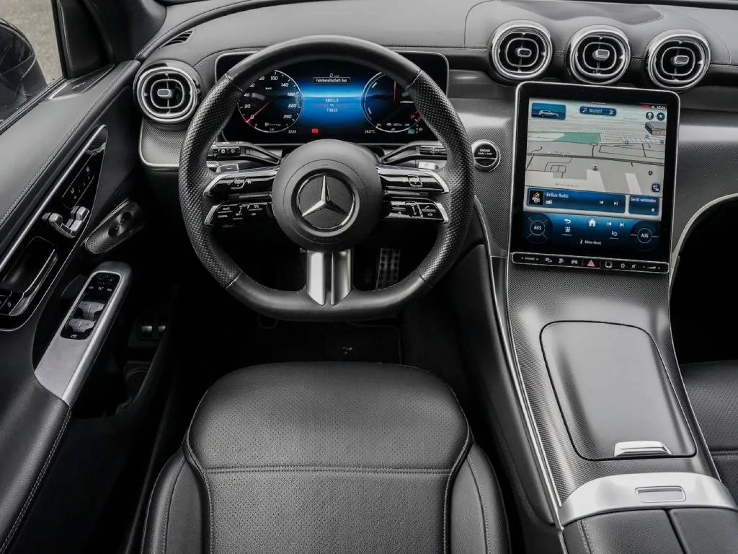 GLC 300 e 4M AMG-L/Massage/Ventilation/360/Burmester/Keyless