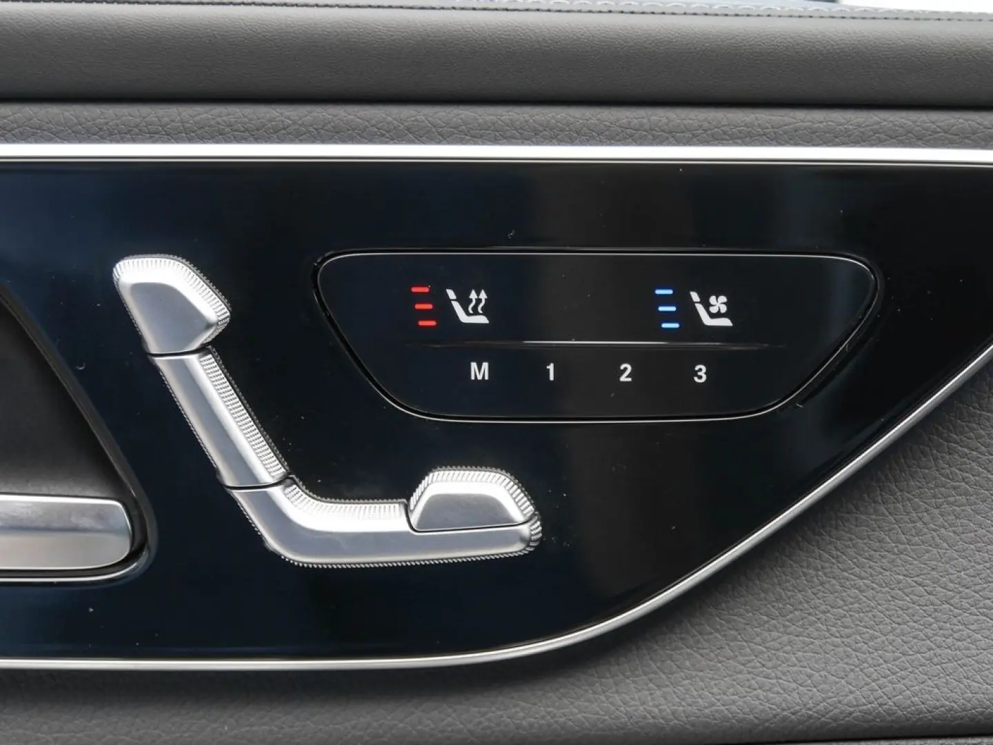 GLC 220 d 4MATIC AMG Premium/Keyless/Ventilation/360