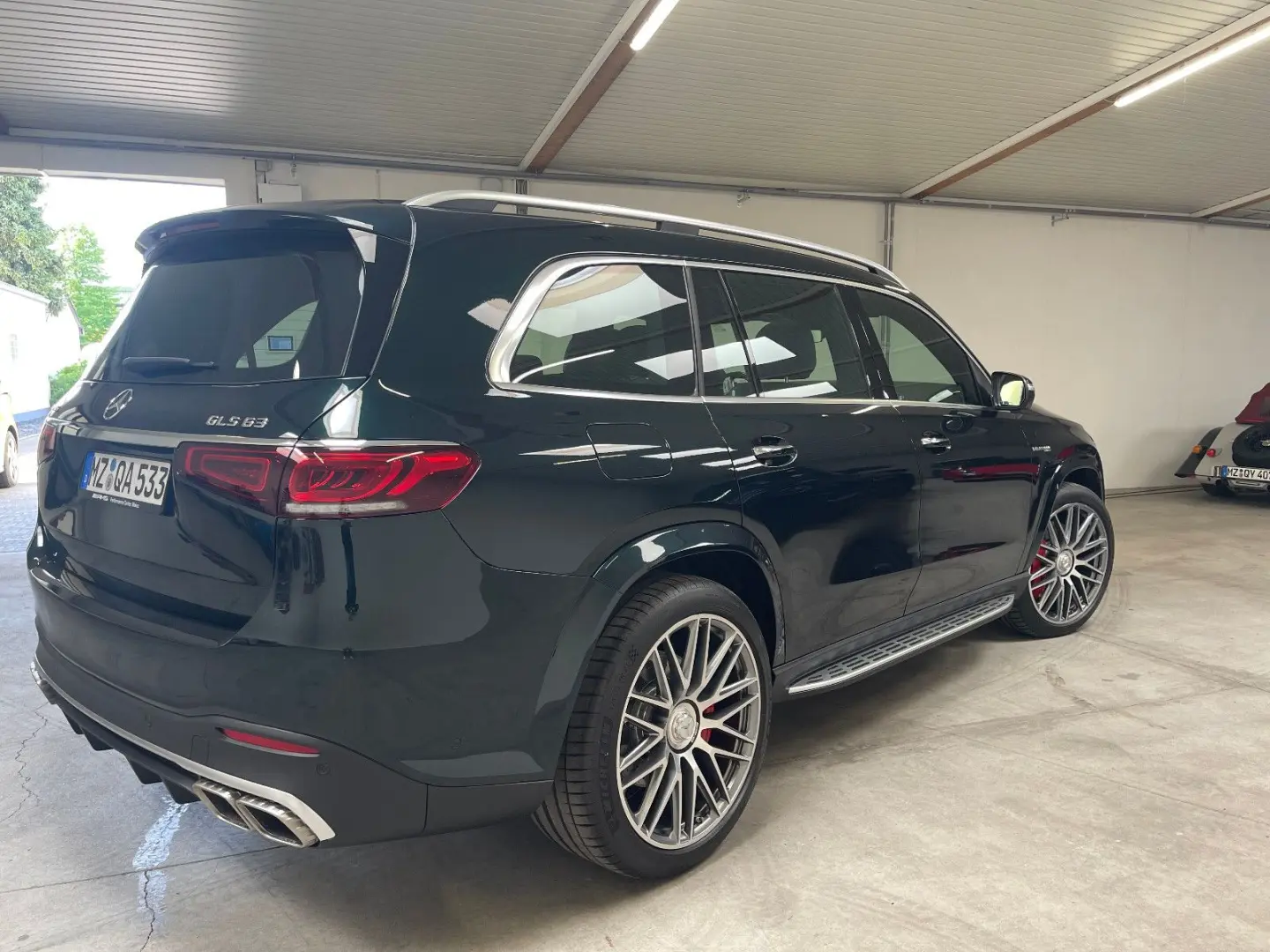 GLS 63 4MATIC+ Carbon, 23