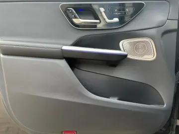 GLC 300 4M AMG/Airmatic/HUD/Burm/Ventil/360/Panoram