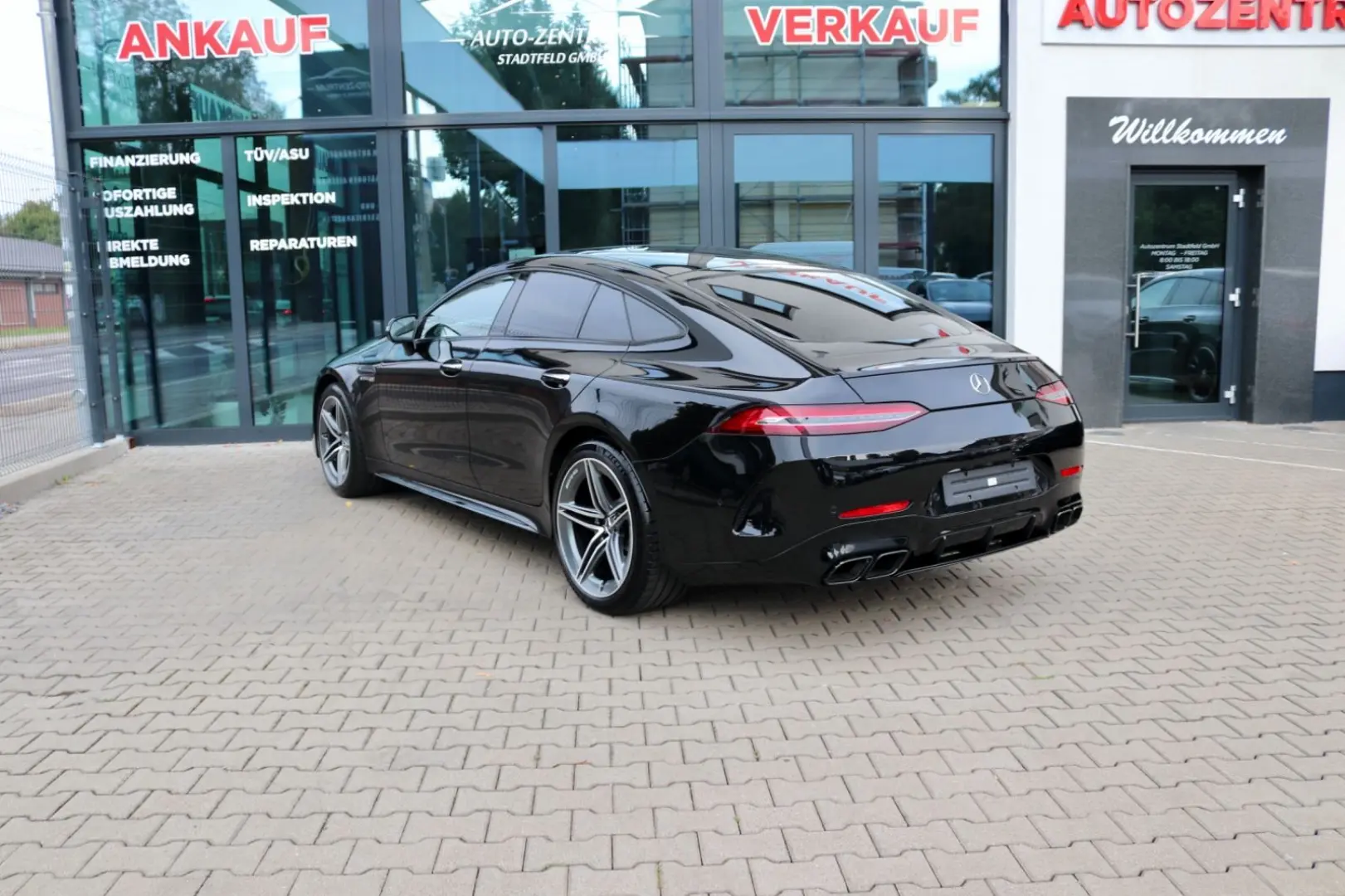 AMG GT 63 S 4M+ Night Pano HuD PERF-ABGAS Stdhzg
