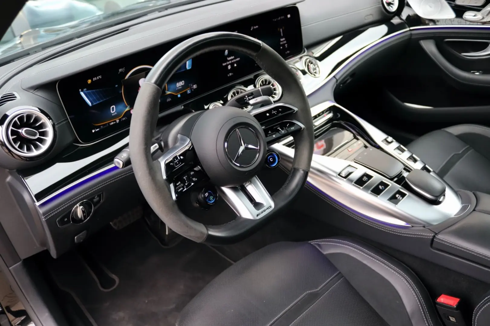 AMG GT 63 S 4M+ Night Pano HuD PERF-ABGAS Stdhzg