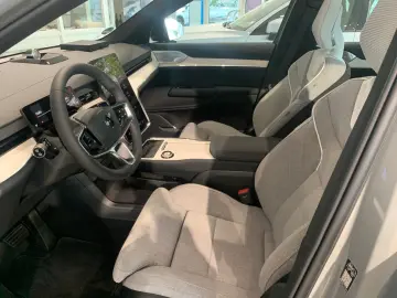 EX90 Ultra Pure Electric AWD