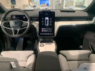 EX90 Ultra Pure Electric AWD