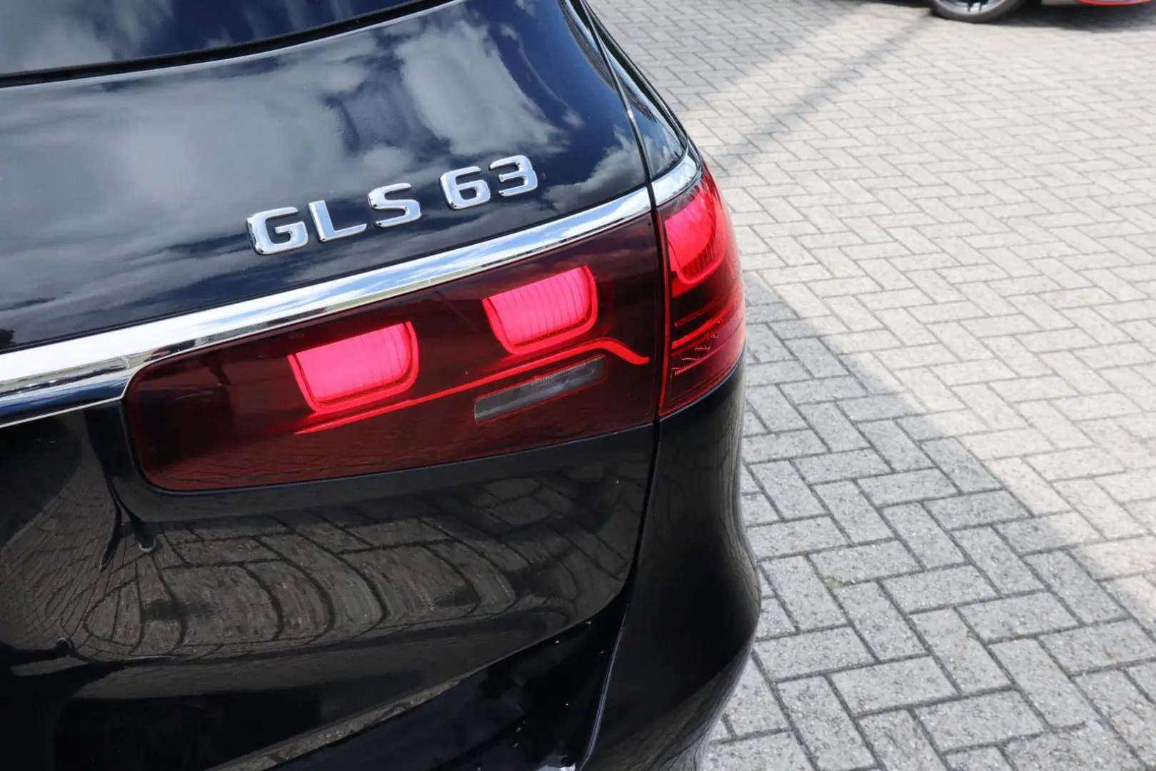 GLS 63 AMG 4MATIC+ | Burmester High End 3D, Carb