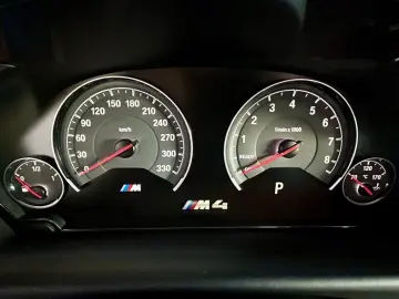 M4 Coupe Heritage M Competition Paket