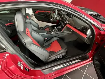 M4 Coupe Heritage M Competition Paket