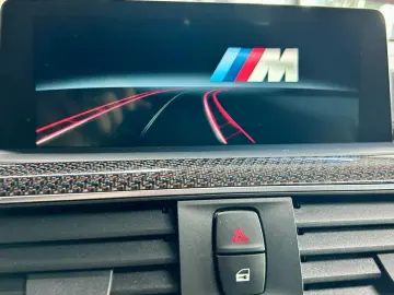 M4 Coupe Heritage M Competition Paket