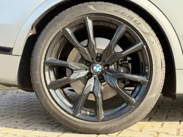 X7 M60