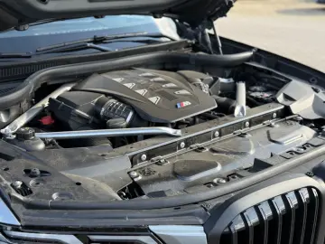 X7 M60