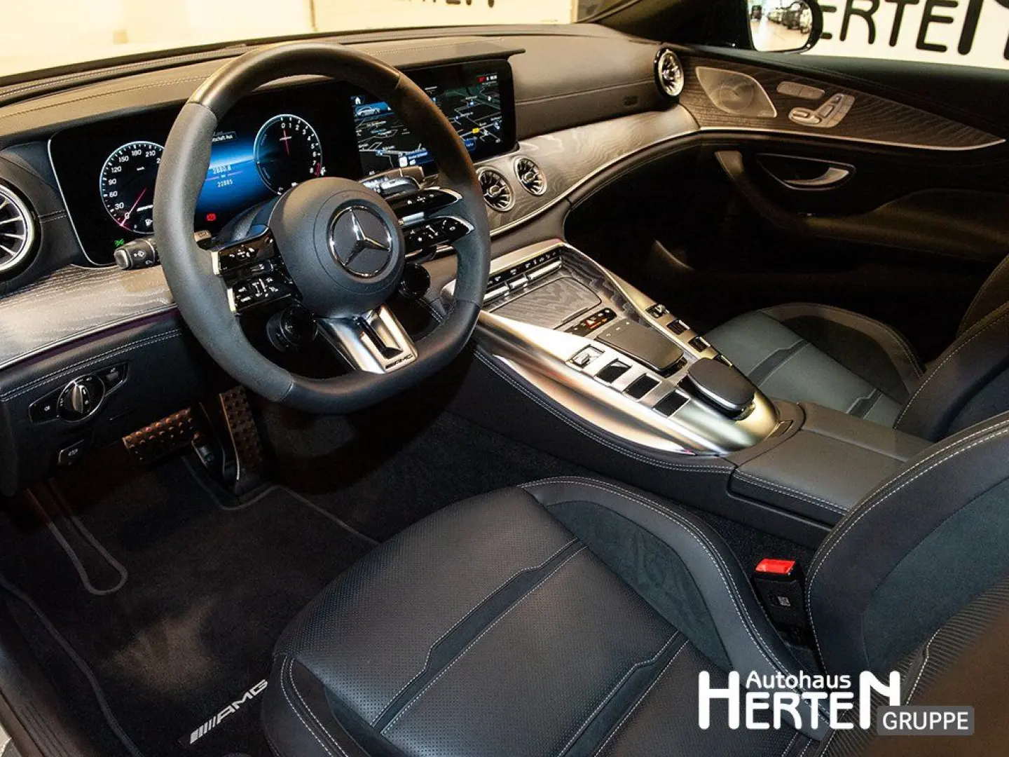 Mercedes-AMG GT 63 S E Performance+PANO+AEROD.