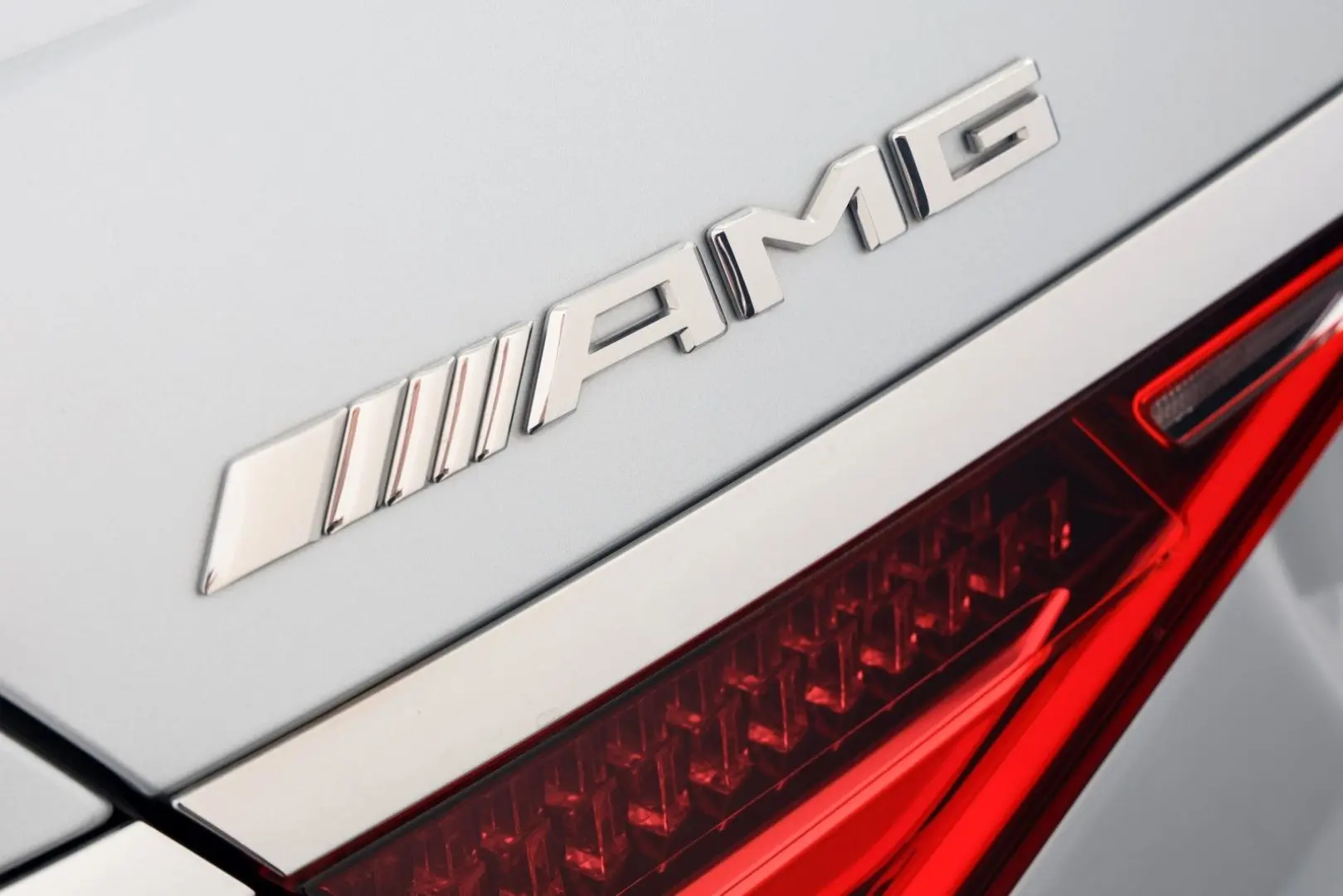 S 63 AMG E Performance 4Matic Lang UPE 280500€